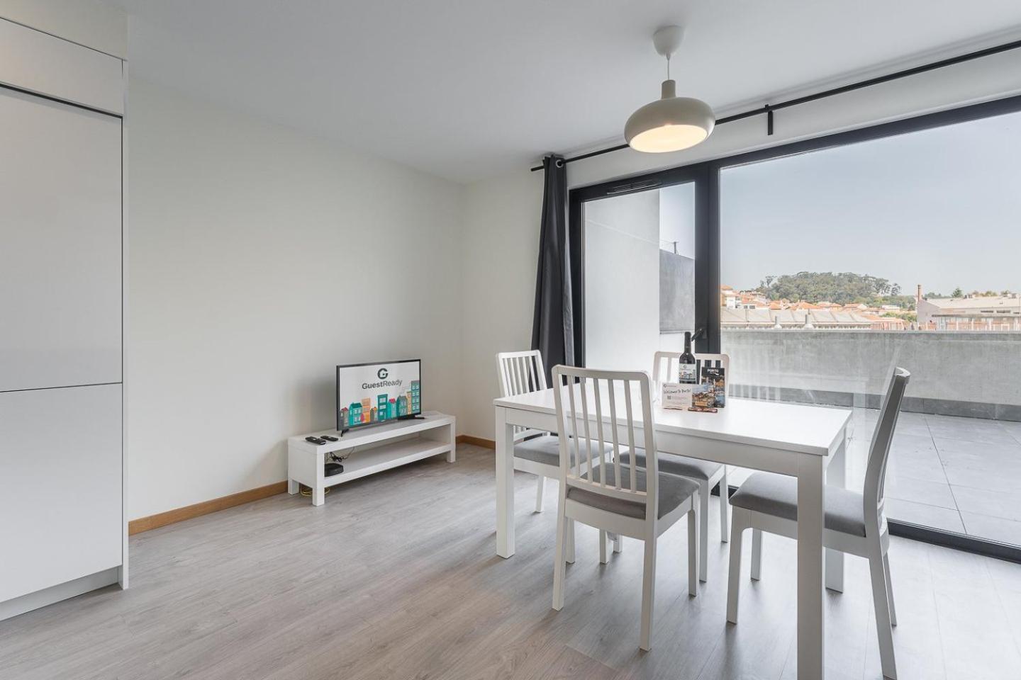 Apartament Guestready - Sleek Monochromatic In Bonfim Porto Zewnętrze zdjęcie